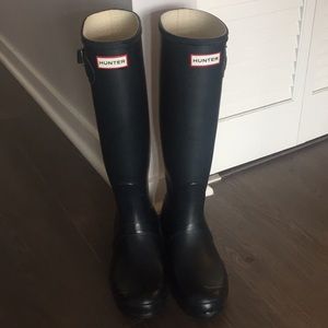 Women’s Tall Hunter Boots Navy Blue Size 7